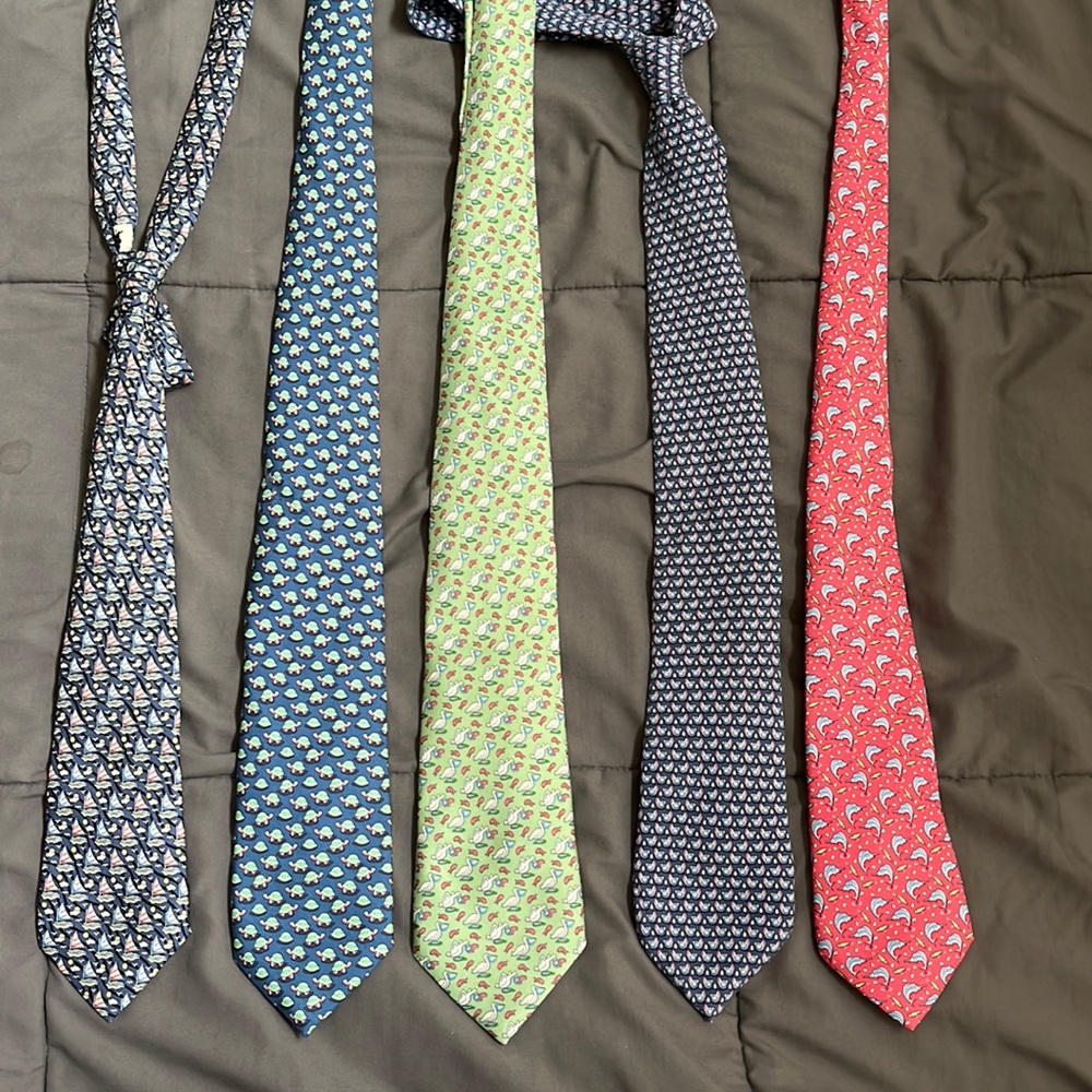 5 Vineyard Vines Ties